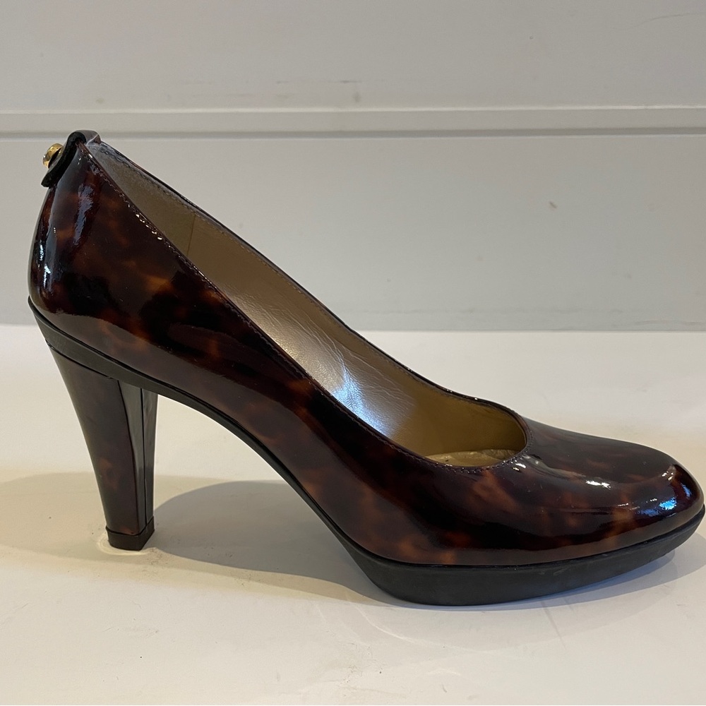Stuart Weitzman Glass Tortoise Shell Patent Leather Pumps Size 6